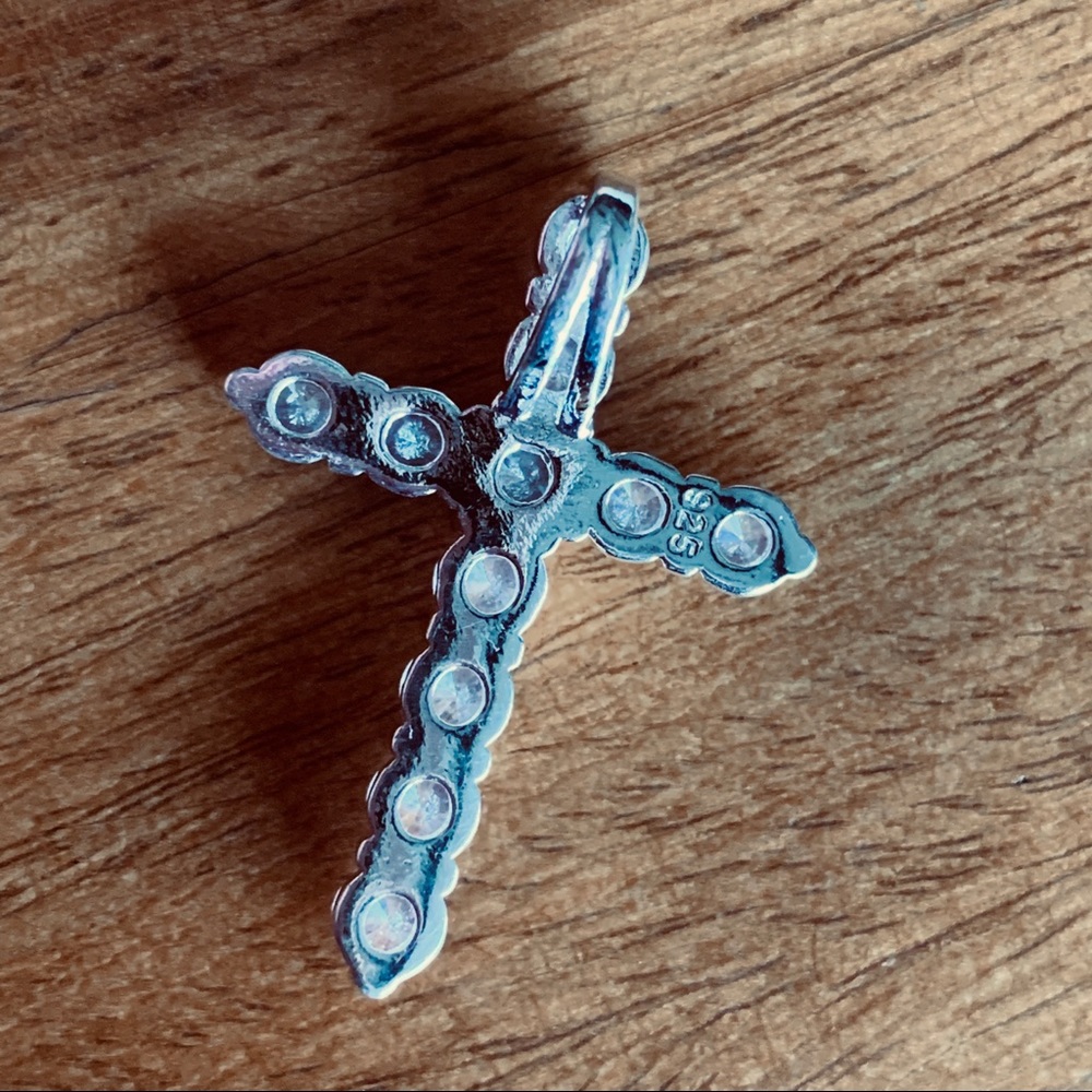 GORGEOUS ♡ AAA Cubic Zirconia Diamond CRYSTAL CROSS with Box GIFT - Picture 10 of 10